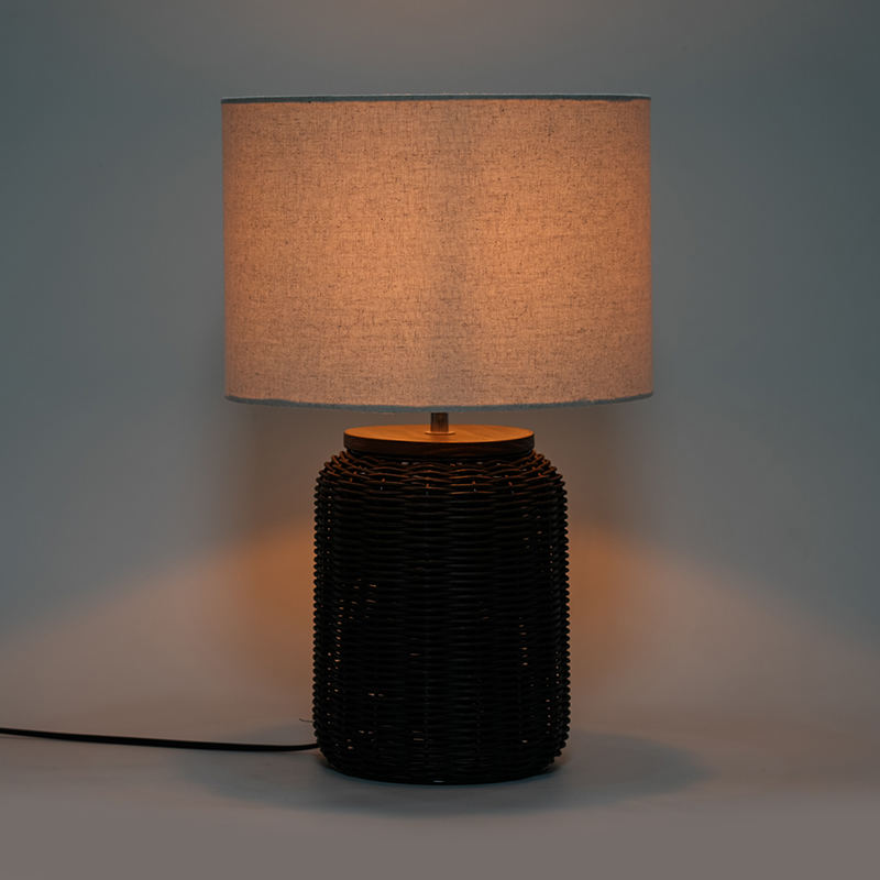 Fekete rattan vintage asztali lámpa