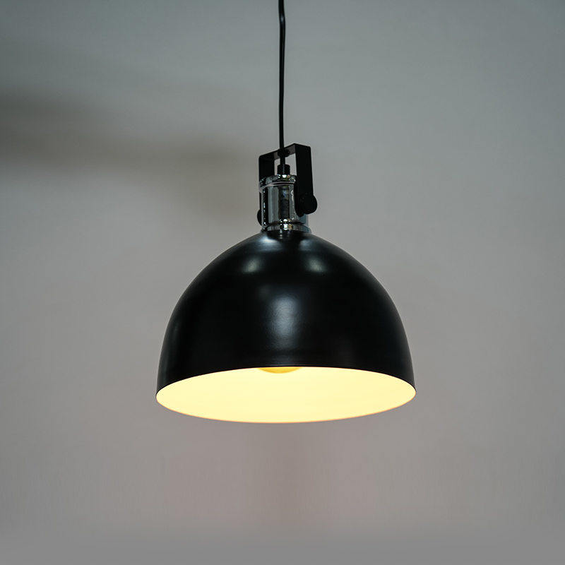 Északi geometriai fémcsillár